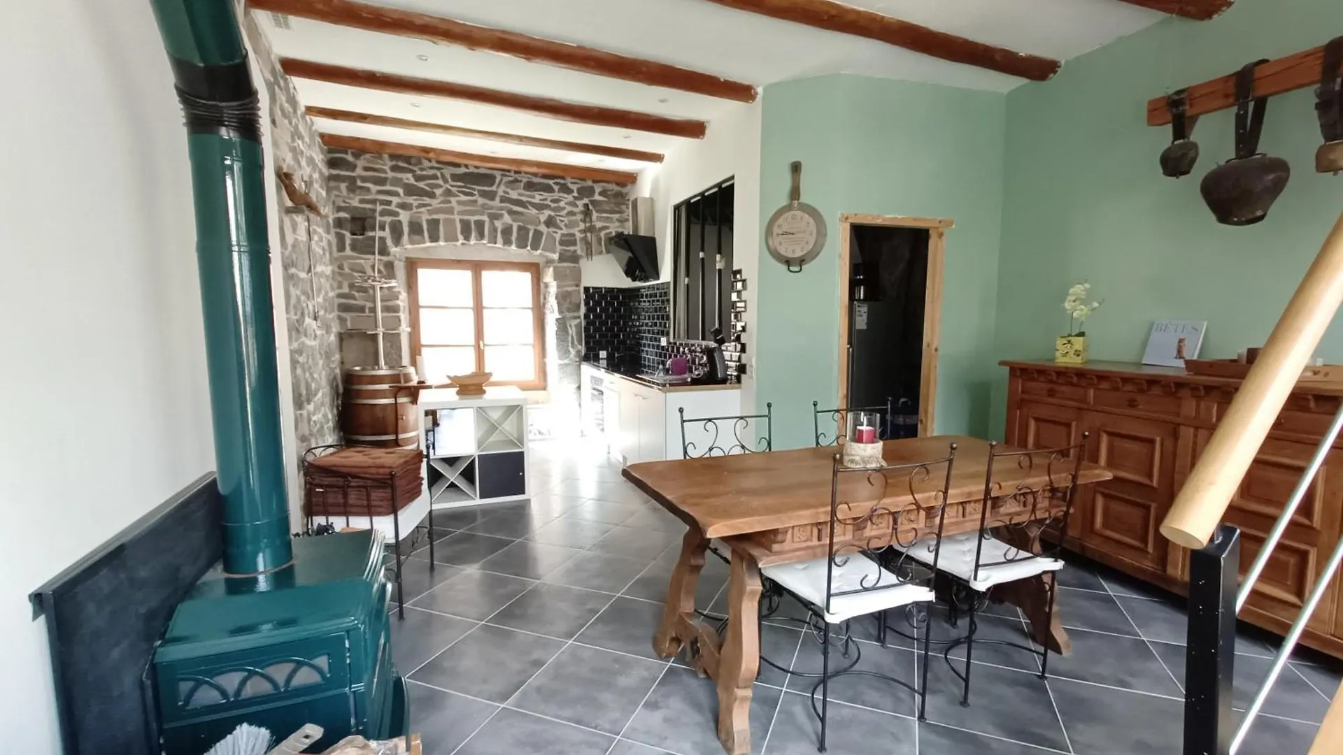 Le Carpe Diem Villa Saint-Privat-d'Allier 0*,  France